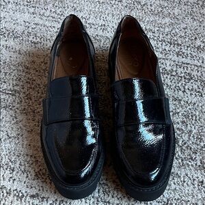 Franco Sarto Shiny Black Loafers, size 8.5 woman, good preowned chunky shoes